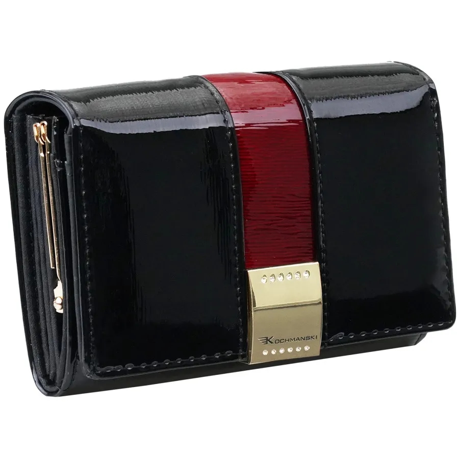 Czym różnią się portfele lakierowane od matowych?