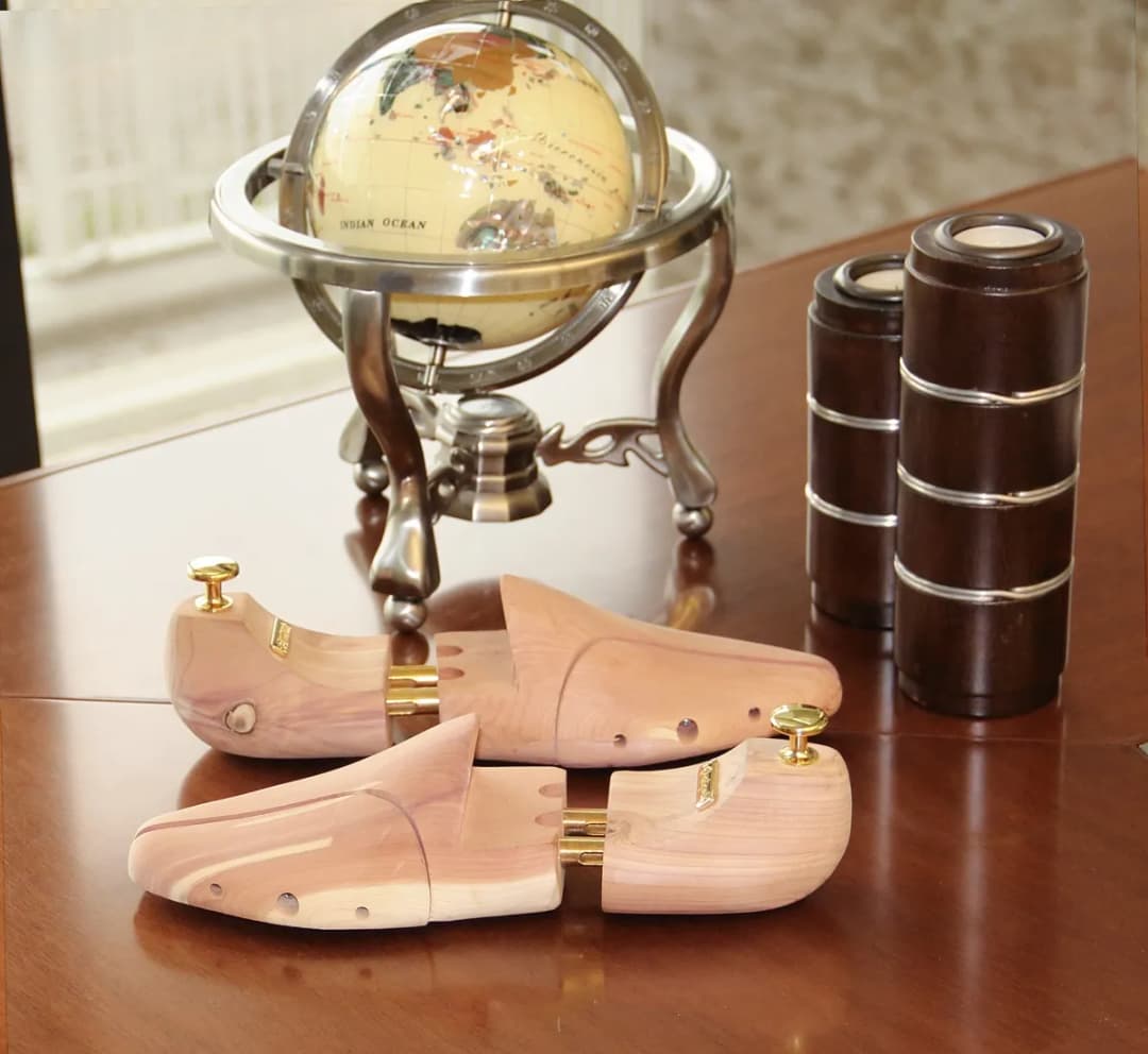 Jak prawidłowo używać prawideł do butów – uniknij błędów i dopasuj idealnie