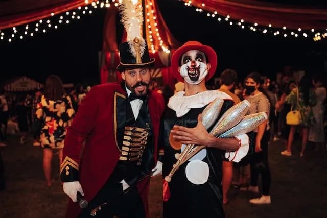 Jak zrobić strój na karnawał: kreatywne i tanie pomysły DIY