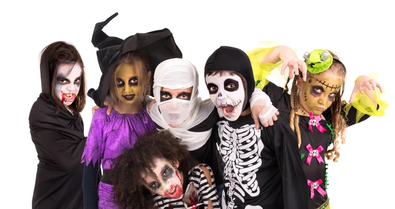 Jak zrobić samemu strój na halloween dla dzieci - łatwe pomysły i instrukcje